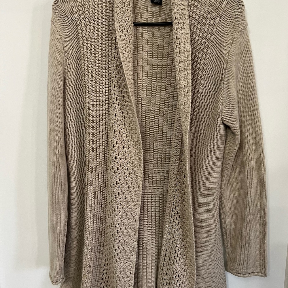 🌼2/$12🌼89th & Madison lightweight Cardigan Size small *Tan* Pre-Owned